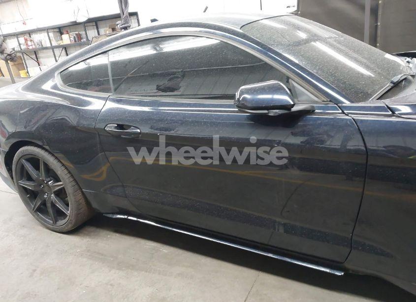 Photo 13 of 2021 Ford Mustang ECOBOOST FASTBACK (VIN 1FA6P8TH0M5110017)