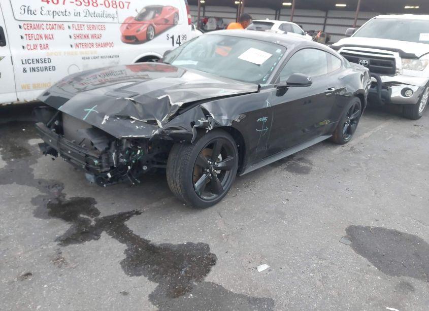 Photo 2 of 2022 Ford Mustang ECOBOOST PREMIUM FASTBACK (VIN 1FA6P8TH0N5110133)