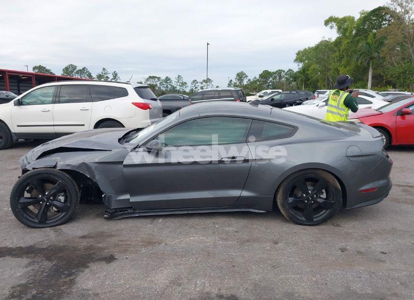 Photo 15 of 2022 Ford Mustang ECOBOOST FASTBACK (VIN 1FA6P8TH0N5123741)