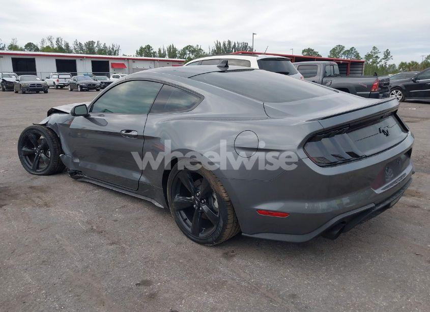 Photo 3 of 2022 Ford Mustang ECOBOOST FASTBACK (VIN 1FA6P8TH0N5123741)