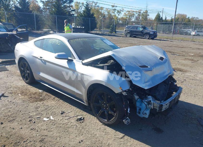 2018 Ford Mustang ECOBOOST (VIN 1FA6P8TH1J5142163) main photo