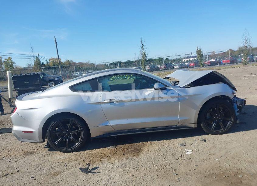 Photo 13 of 2018 Ford Mustang ECOBOOST (VIN 1FA6P8TH1J5142163)