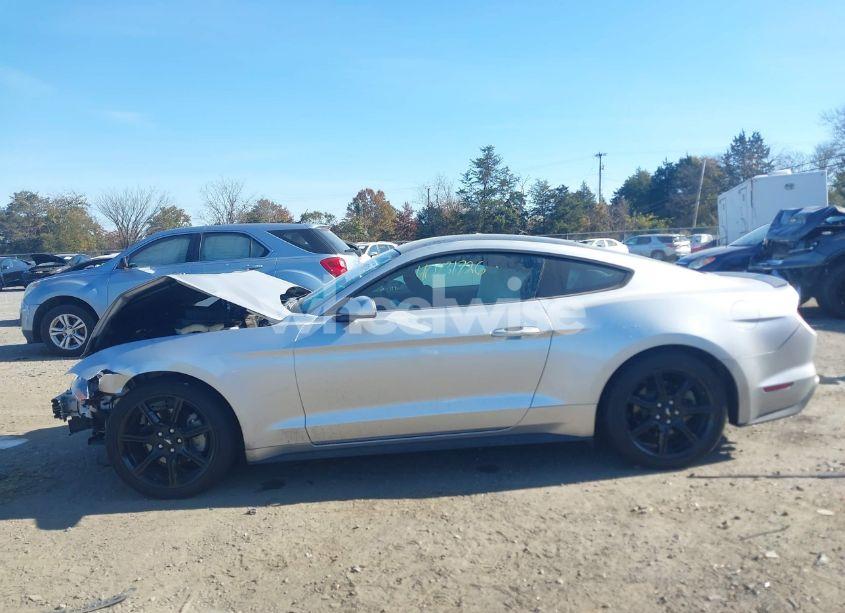 Photo 14 of 2018 Ford Mustang ECOBOOST (VIN 1FA6P8TH1J5142163)