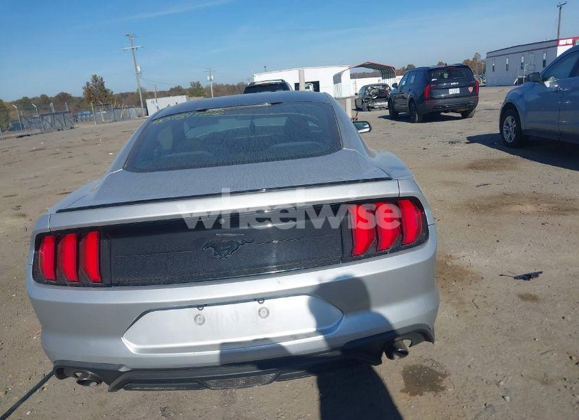 Photo 16 of 2018 Ford Mustang ECOBOOST (VIN 1FA6P8TH1J5142163)
