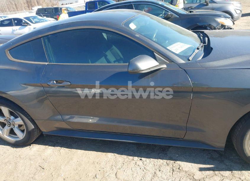 Photo 13 of 2018 Ford Mustang ECOBOOST (VIN 1FA6P8TH1J5174370)