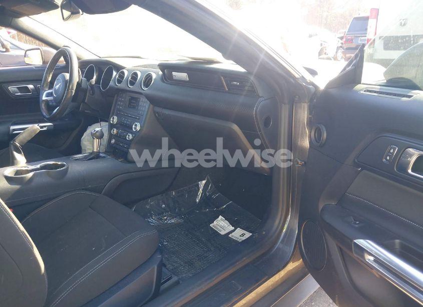 Photo 5 of 2018 Ford Mustang ECOBOOST (VIN 1FA6P8TH1J5174370)