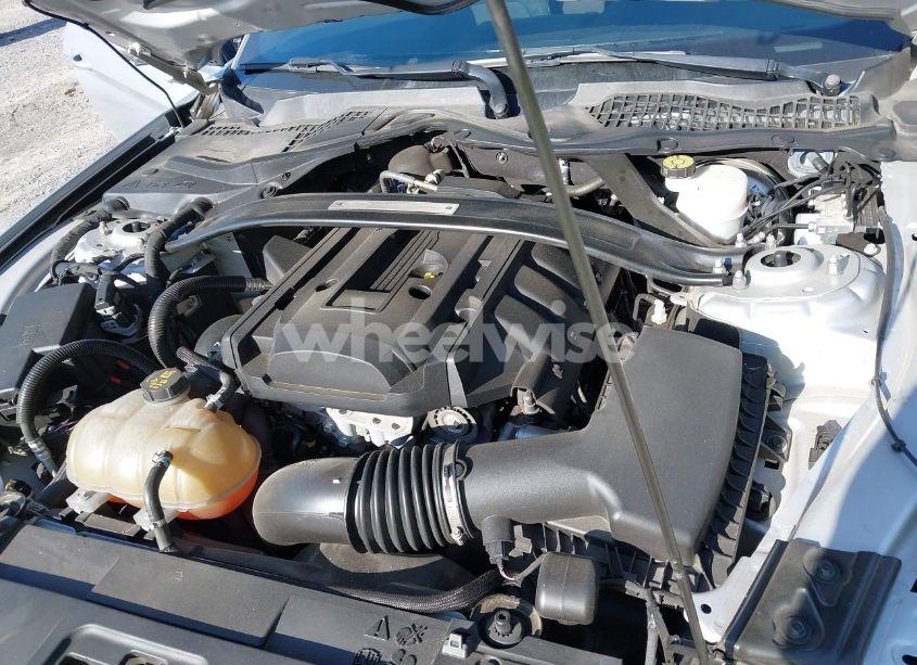 Photo 10 of 2018 Ford Mustang ECOBOOST (VIN 1FA6P8TH1J5175096)