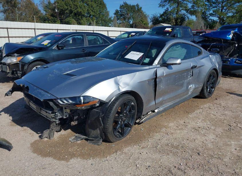 Photo 2 of 2020 Ford Mustang ECOBOOST (VIN 1FA6P8TH1L5113846)