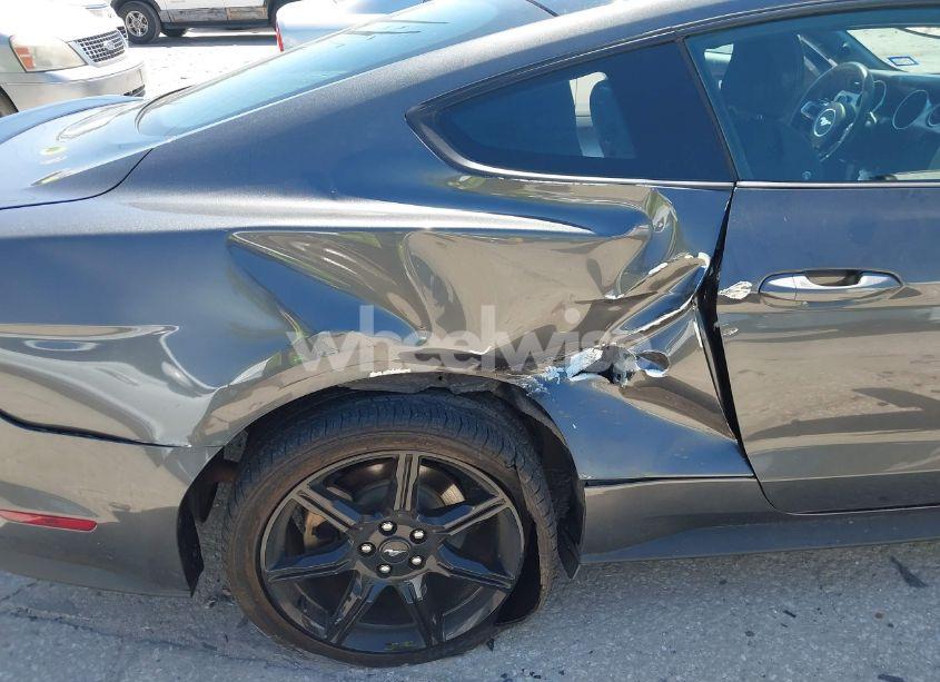 Photo 6 of 2020 Ford Mustang ECOBOOST FASTBACK (VIN 1FA6P8TH1L5183279)