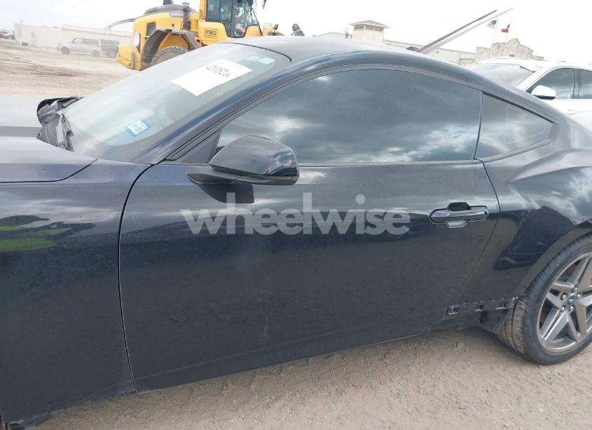 Photo 15 of 2024 Ford Mustang ECOBOOST PREMIUM FASTBACK (VIN 1FA6P8TH1R5114195)