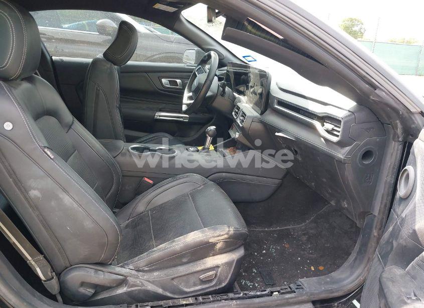 Photo 5 of 2024 Ford Mustang ECOBOOST PREMIUM FASTBACK (VIN 1FA6P8TH1R5114195)