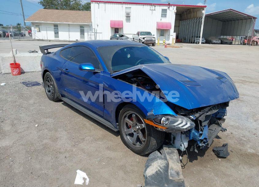 2018 Ford Mustang ECOBOOST (VIN 1FA6P8TH2J5102190) main photo