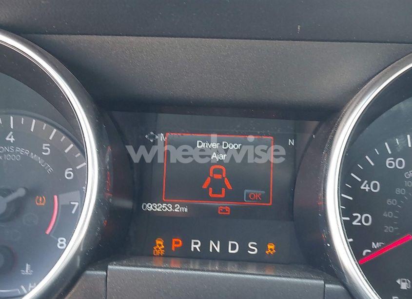 Photo 15 of 2018 Ford Mustang ECOBOOST (VIN 1FA6P8TH2J5102190)