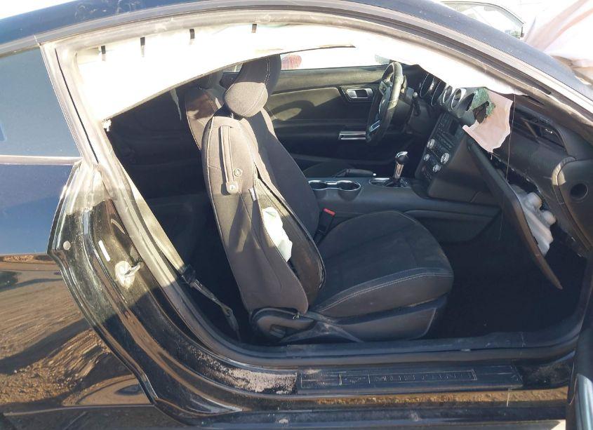 Photo 5 of 2018 Ford Mustang ECOBOOST (VIN 1FA6P8TH2J5105221)