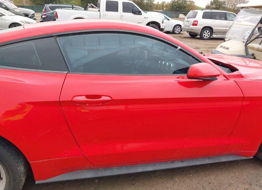 Photo 13 of 2018 Ford Mustang ECOBOOST (VIN 1FA6P8TH2J5113903)