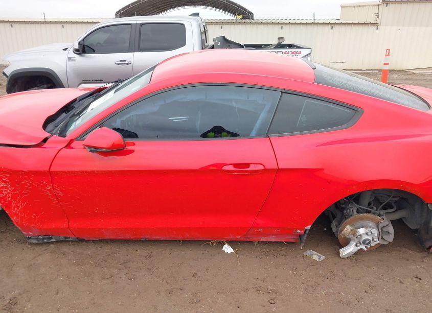 Photo 14 of 2018 Ford Mustang ECOBOOST (VIN 1FA6P8TH2J5113903)