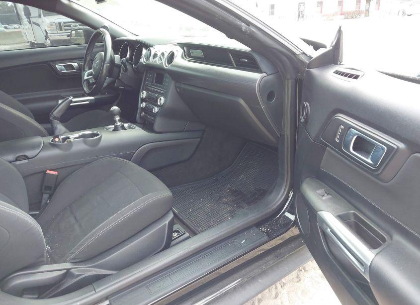 Photo 5 of 2018 Ford Mustang ECOBOOST (VIN 1FA6P8TH2J5159022)