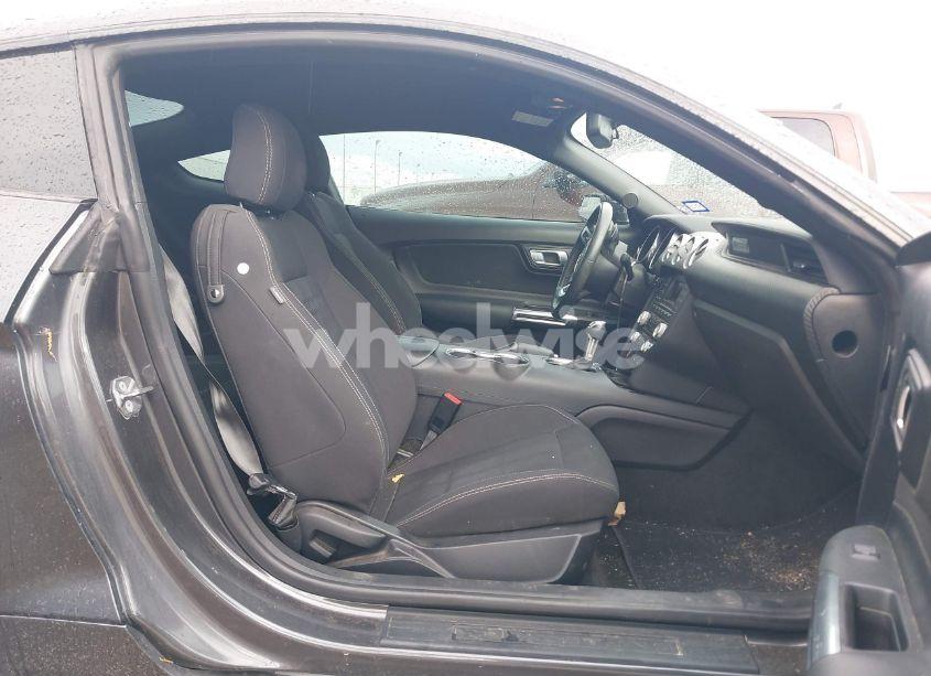 Photo 5 of 2018 Ford Mustang ECOBOOST (VIN 1FA6P8TH2J5184485)