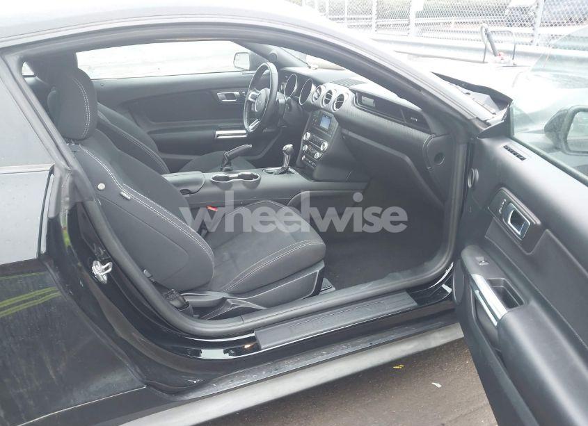 Photo 5 of 2019 Ford Mustang ECOBOOST (VIN 1FA6P8TH2K5129312)