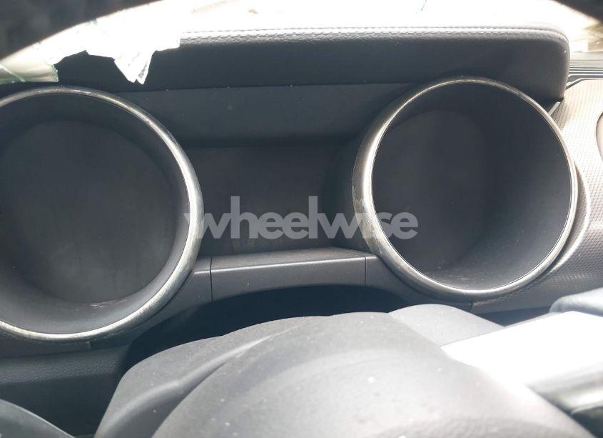 Photo 7 of 2019 Ford Mustang (VIN 1FA6P8TH2K5133098)