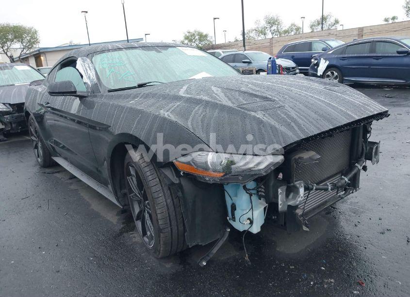 2019 Ford Mustang ECOBOOST (VIN 1FA6P8TH2K5143582) main photo