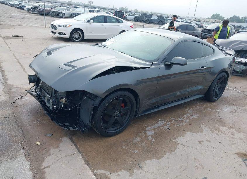 Photo 2 of 2020 Ford Mustang ECOBOOST (VIN 1FA6P8TH2L5176194)