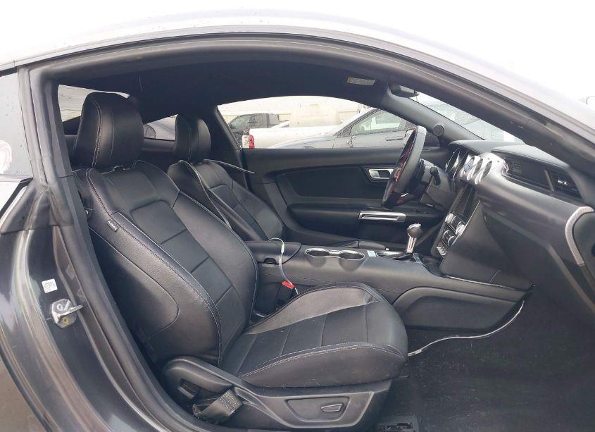 Photo 5 of 2020 Ford Mustang ECOBOOST (VIN 1FA6P8TH2L5176194)