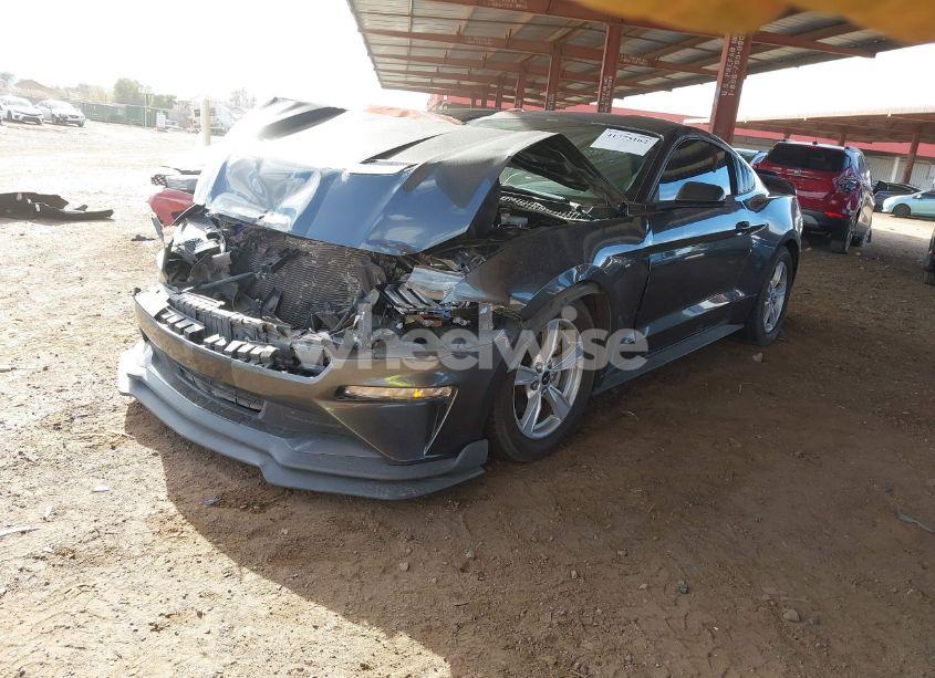 Photo 2 of 2020 Ford Mustang ECOBOOST FASTBACK (VIN 1FA6P8TH2L5182447)