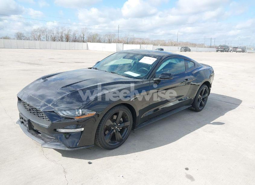 Photo 2 of 2021 Ford Mustang ECOBOOST FASTBACK (VIN 1FA6P8TH2M5140071)