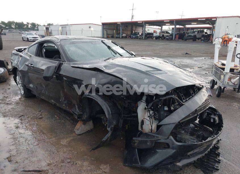 2022 Ford Mustang ECOBOOST FASTBACK (VIN 1FA6P8TH2N5113664) main photo