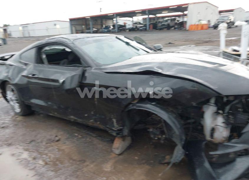 Photo 6 of 2022 Ford Mustang ECOBOOST FASTBACK (VIN 1FA6P8TH2N5113664)