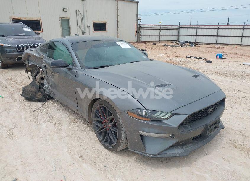 2022 Ford Mustang ECOBOOST PREMIUM FASTBACK (VIN 1FA6P8TH2N5139990) main photo