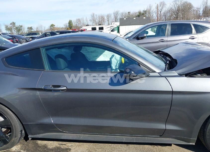 Photo 13 of 2022 Ford Mustang ECOBOOST FASTBACK (VIN 1FA6P8TH2N5141464)