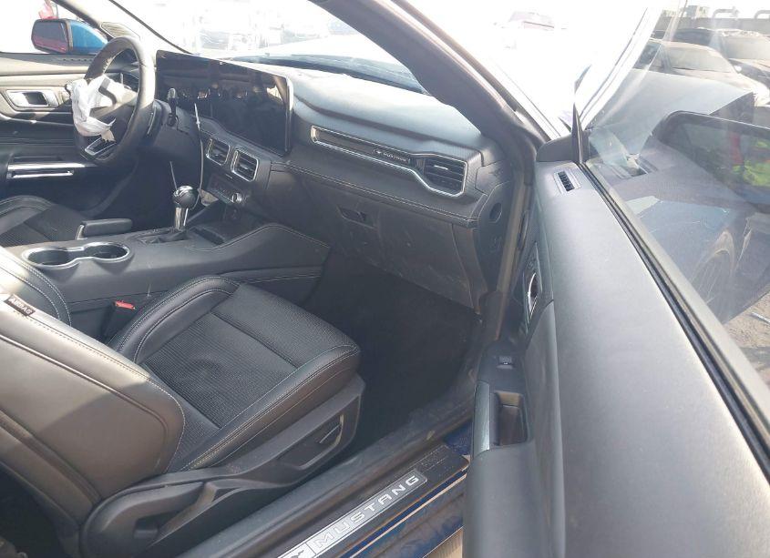 Photo 5 of 2024 Ford Mustang ECOBOOST PREMIUM (VIN 1FA6P8TH2R5110432)