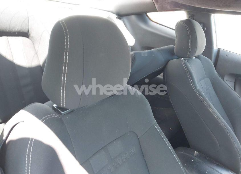 Photo 8 of 2019 Ford Mustang ECOBOOST (VIN 1FA6P8TH3K5105908)