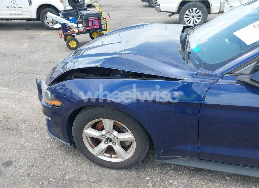 Photo 19 of 2019 Ford Mustang ECOBOOST (VIN 1FA6P8TH3K5174131)