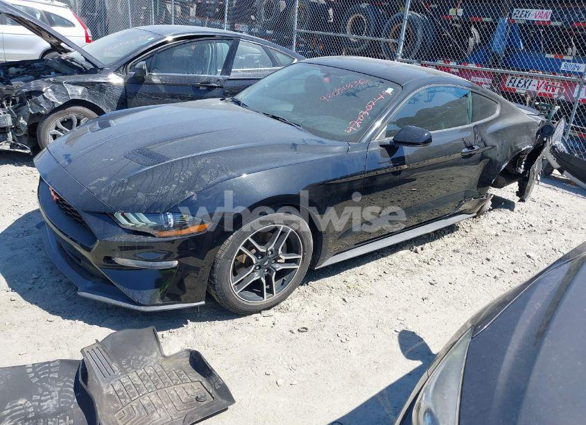 Photo 2 of 2020 Ford Mustang ECOBOOST FASTBACK (VIN 1FA6P8TH3L5190198)