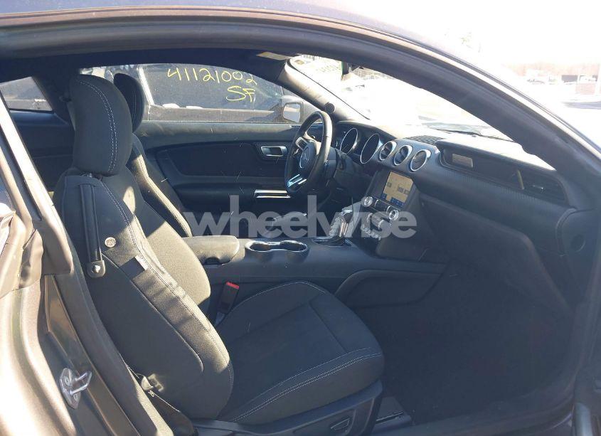 Photo 5 of 2021 Ford Mustang ECOBOOST FASTBACK (VIN 1FA6P8TH3M5151760)