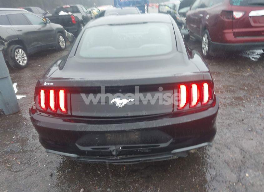 Photo 16 of 2018 Ford Mustang ECOBOOST (VIN 1FA6P8TH4J5107441)