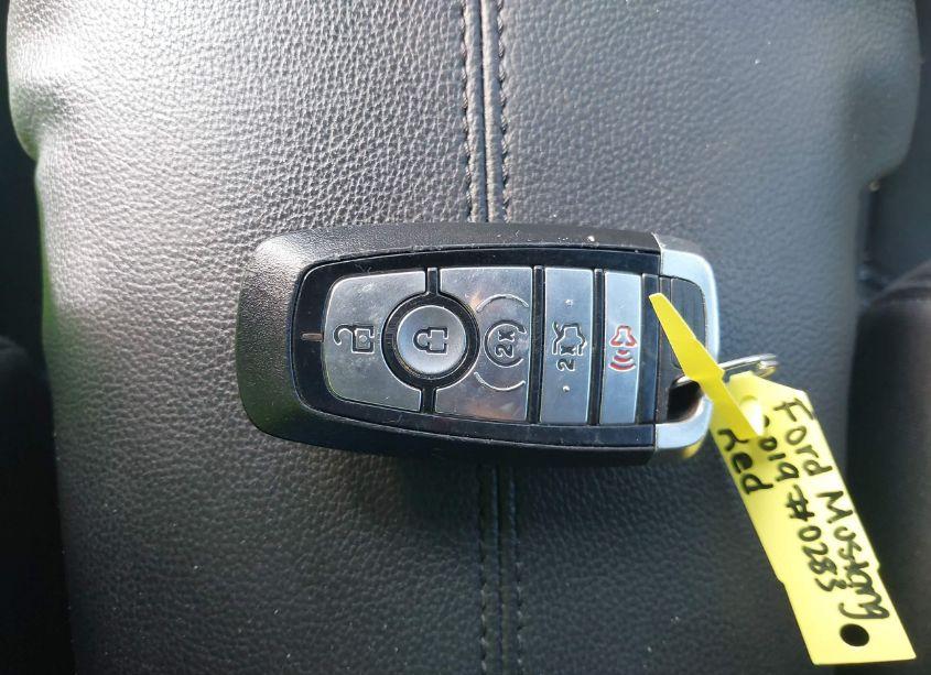 Photo 11 of 2019 Ford Mustang ECOBOOST (VIN 1FA6P8TH4K5200283)