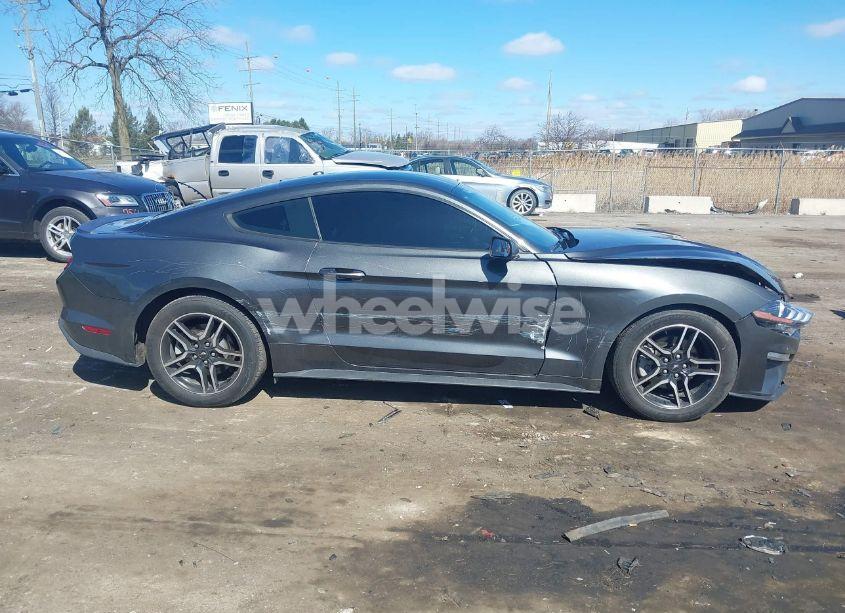 Photo 13 of 2020 Ford Mustang ECOBOOST PREMIUM FASTBACK (VIN 1FA6P8TH4L5126297)