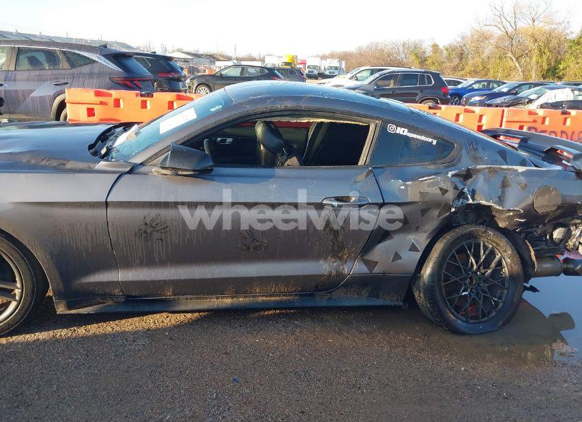 Photo 15 of 2021 Ford Mustang ECOBOOST PREMIUM (VIN 1FA6P8TH4M5105953)