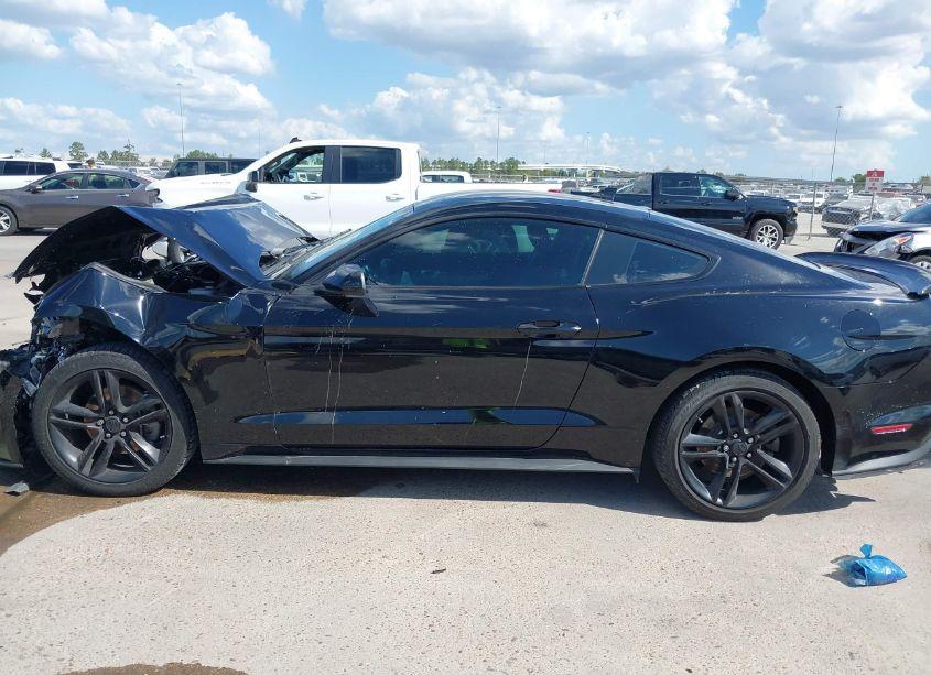 Photo 14 of 2021 Ford Mustang ECOBOOST PREMIUM (VIN 1FA6P8TH4M5139777)