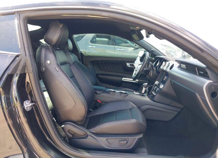 Photo 5 of 2021 Ford Mustang ECOBOOST PREMIUM (VIN 1FA6P8TH4M5139777)