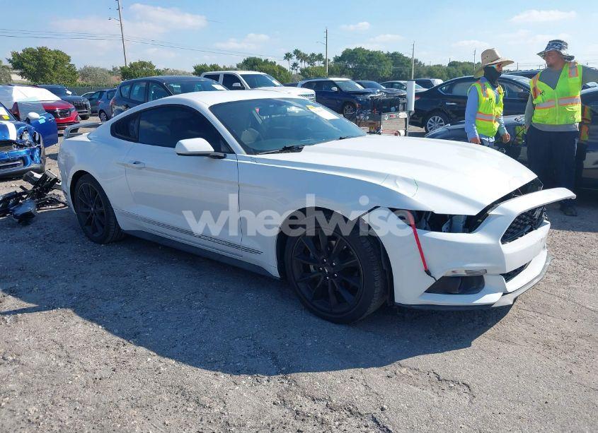 2017 Ford Mustang ECOBOOST (VIN 1FA6P8TH5H5328797) main photo