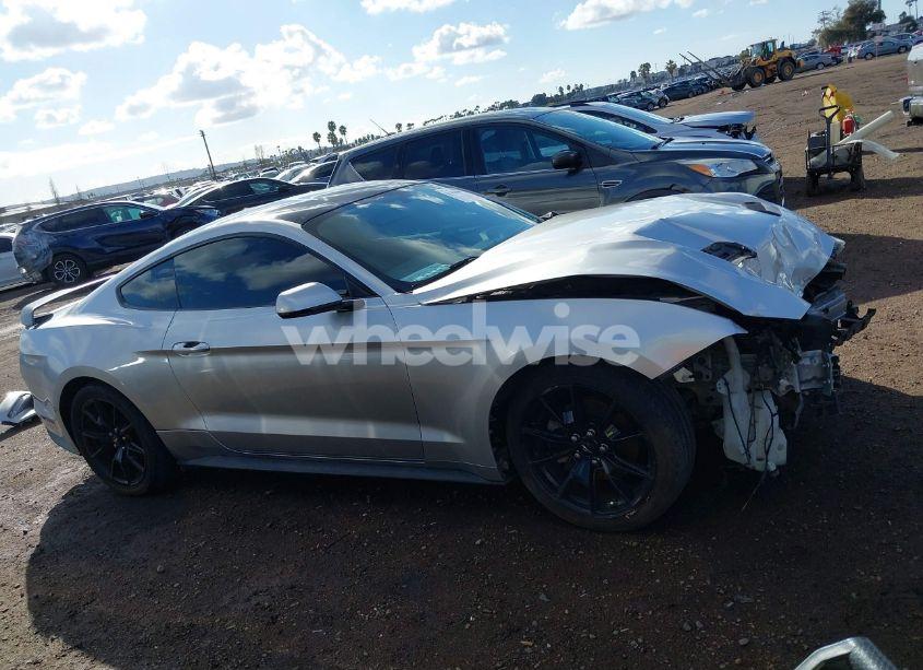 Photo 13 of 2019 Ford Mustang ECOBOOST PREMIUM (VIN 1FA6P8TH5K5151692)