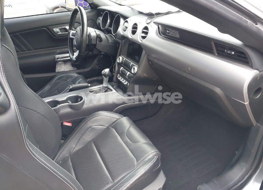 Photo 5 of 2020 Ford Mustang ECOBOOST PREMIUM FASTBACK (VIN 1FA6P8TH5L5108438)