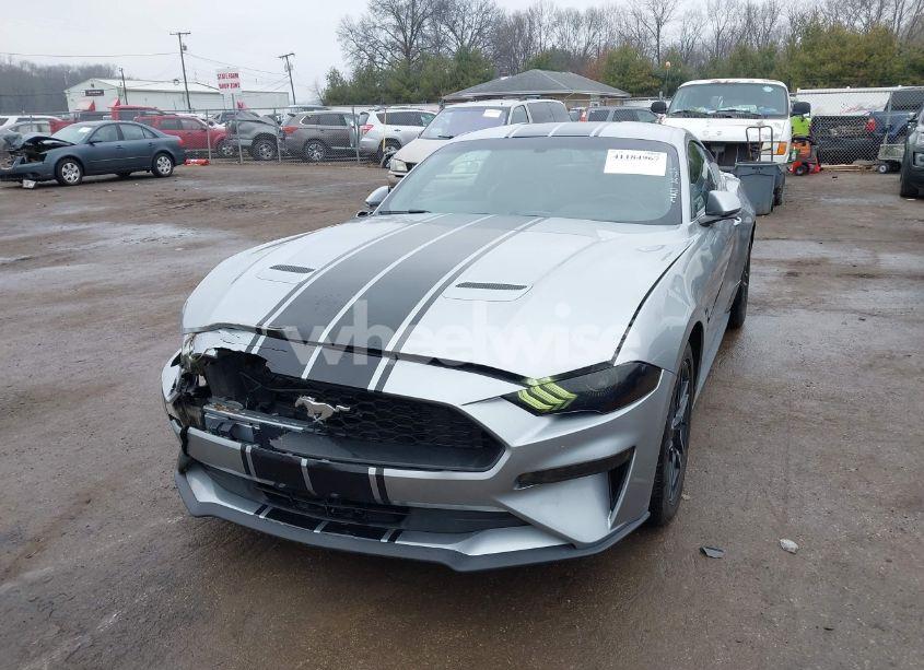 Photo 2 of 2020 Ford Mustang ECOBOOST PREMIUM (VIN 1FA6P8TH5L5136059)