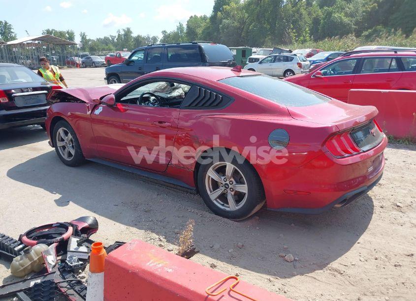 Photo 3 of 2020 Ford Mustang ECOBOOST FASTBACK (VIN 1FA6P8TH5L5162113)