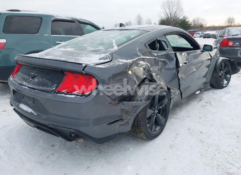 Photo 4 of 2022 Ford Mustang ECOBOOST PREMIUM FASTBACK (VIN 1FA6P8TH5N5107387)